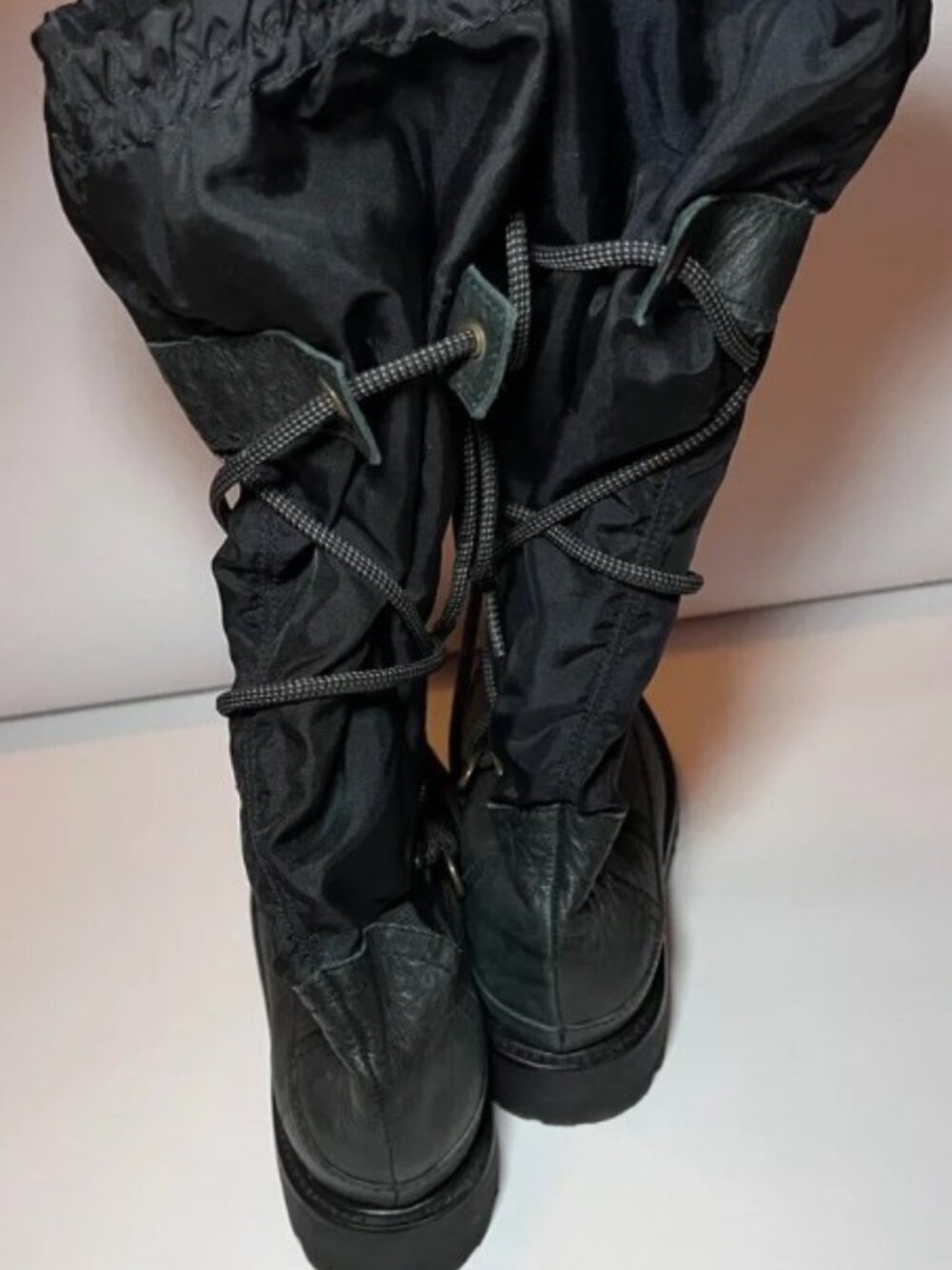 HUNTER waterproof leather and textile upper boots SIZE 9 - Picture 2 of 3
